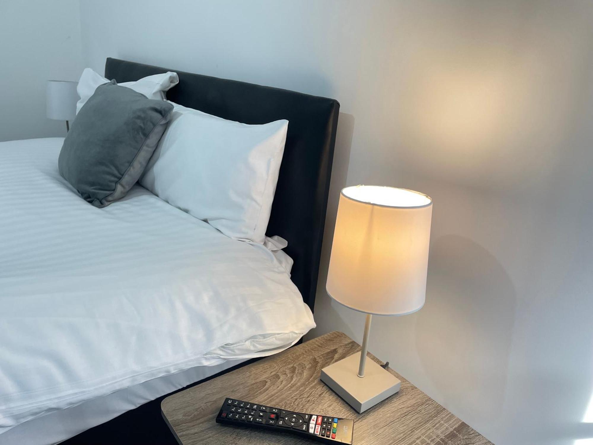 4 Bedroom 2 Bathroom Shared House - Near Bhx And Nec Birmingham Exteriör bild
