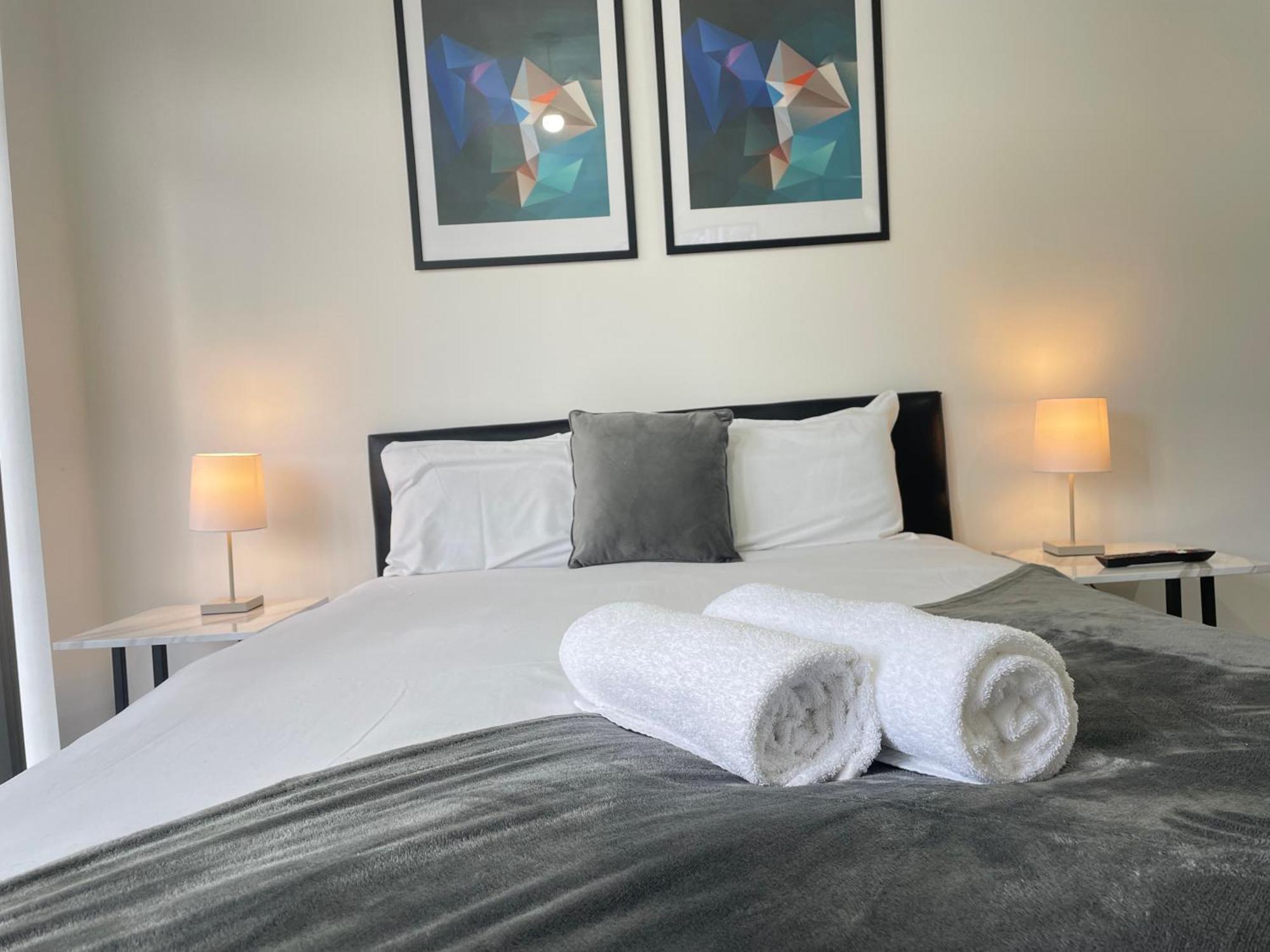 4 Bedroom 2 Bathroom Shared House - Near Bhx And Nec Birmingham Exteriör bild